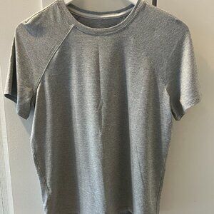 Lululemon Women's License To Train Shirt